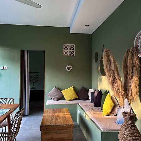 Kiki Village Bathtub And Living Room Canggu  Ngoại thất bức ảnh