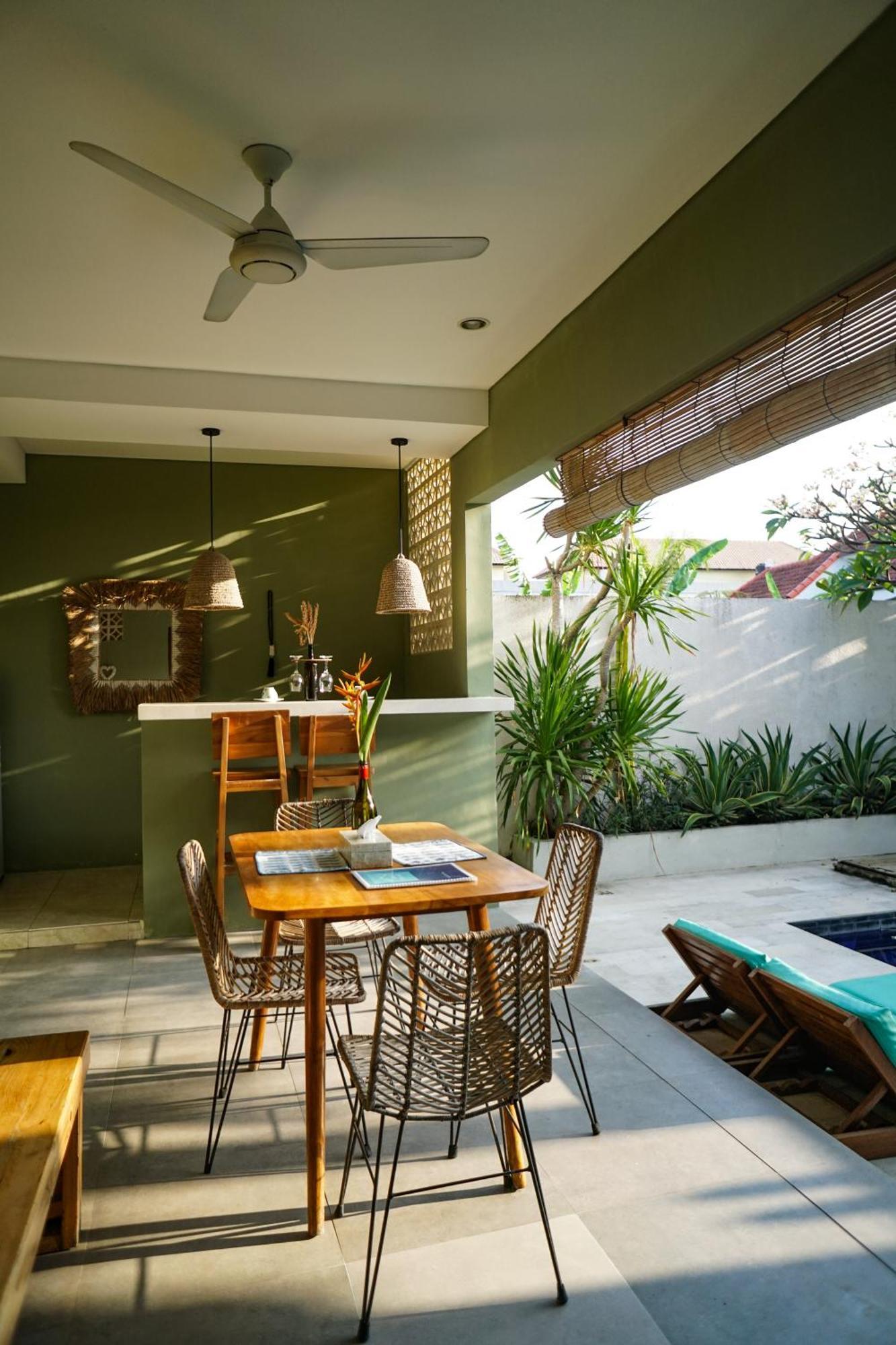 Kiki Village Bathtub And Living Room Canggu  Ngoại thất bức ảnh