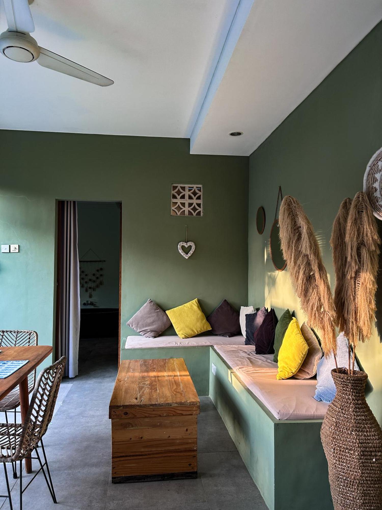 Kiki Village Bathtub And Living Room Canggu  Ngoại thất bức ảnh